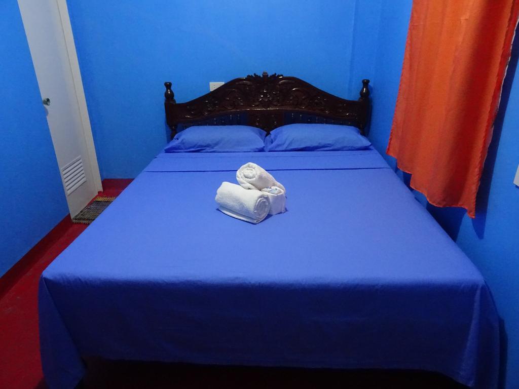 Happy Buddha Inn Puerto Galera Εξωτερικό φωτογραφία