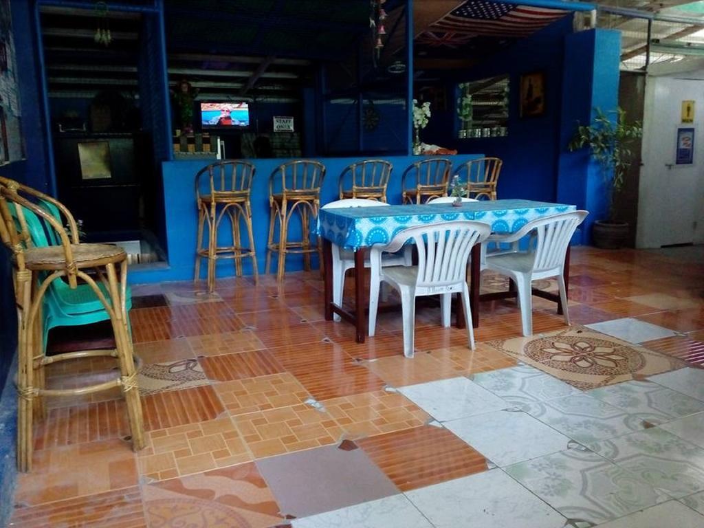 Happy Buddha Inn Puerto Galera Εξωτερικό φωτογραφία